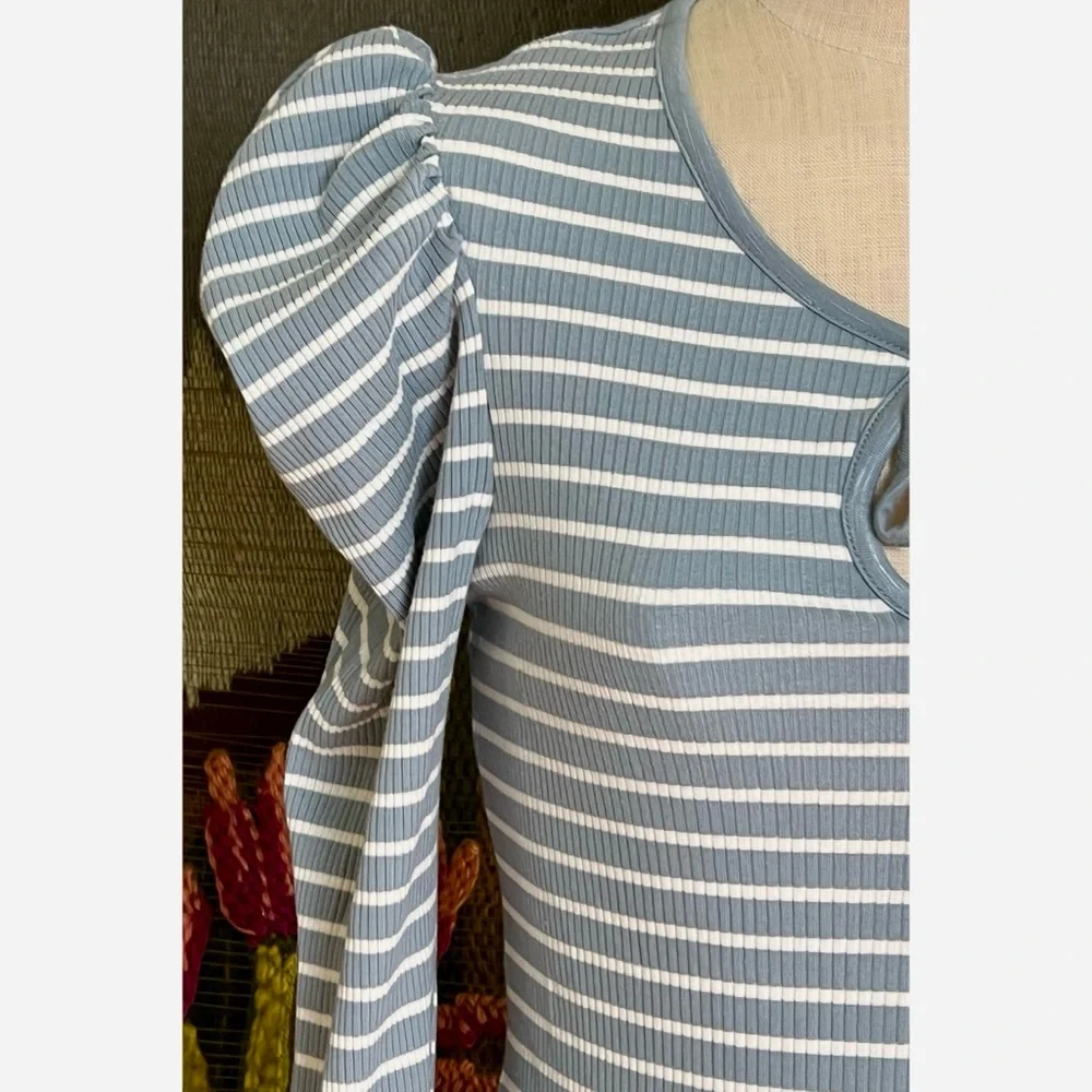 Anthropologie Puff Sleeve Tie Front Top M